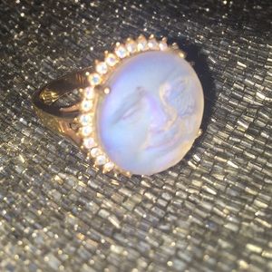 Kirks Folly Seaview Man Moon Aurora Borealis Ring